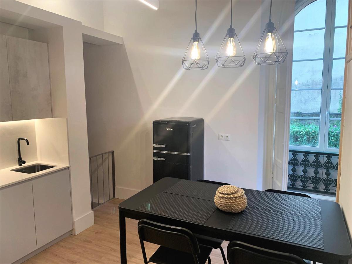 Apartamento Duplex Planta Baja Con Aparcamiento Gratuito En Palacio De Mijares Apartment Llanes Ngoại thất bức ảnh